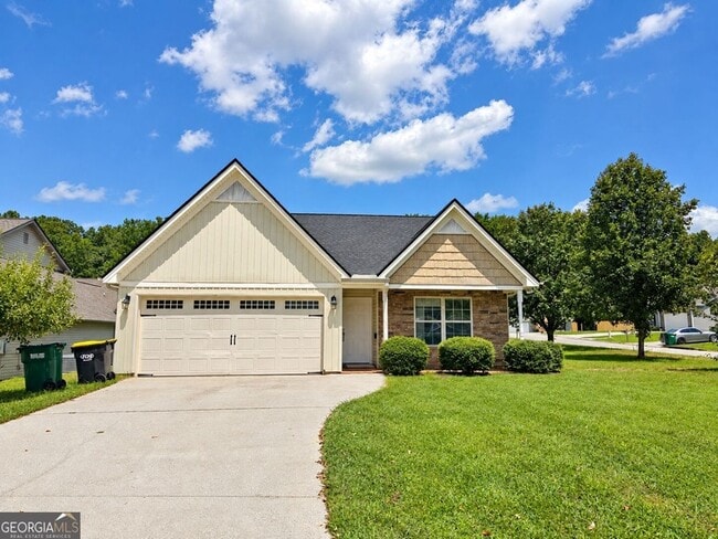 Building Photo - 561 Highland Pointe Dr