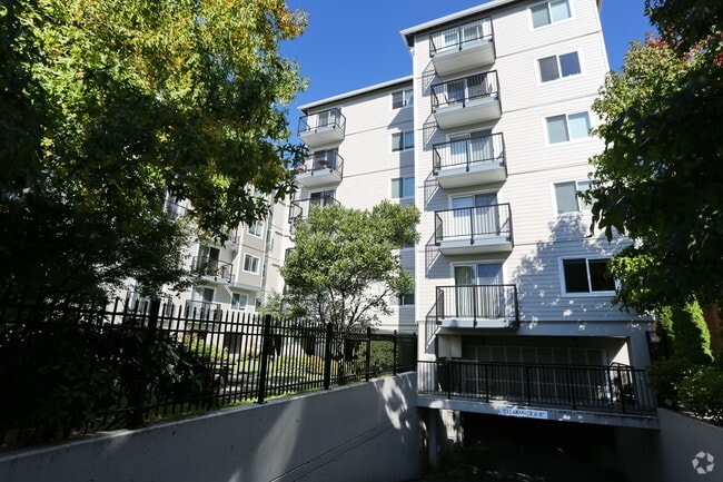 Photo - King Arthurs Court