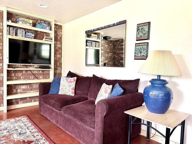 Photo - 783 MT-2 Unit ID1051228P