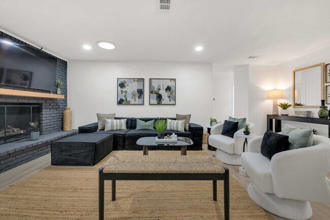 Photo - 1901 Cordova Bend Unit SI ID1514801P