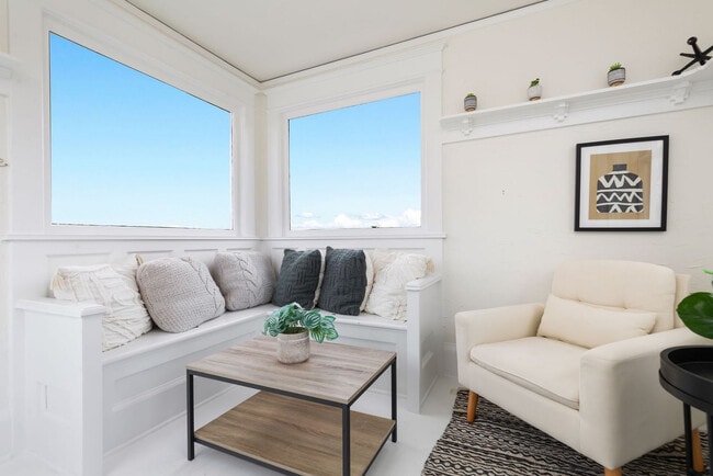 Building Photo - 334 Edmonds St Unit ID1346352P