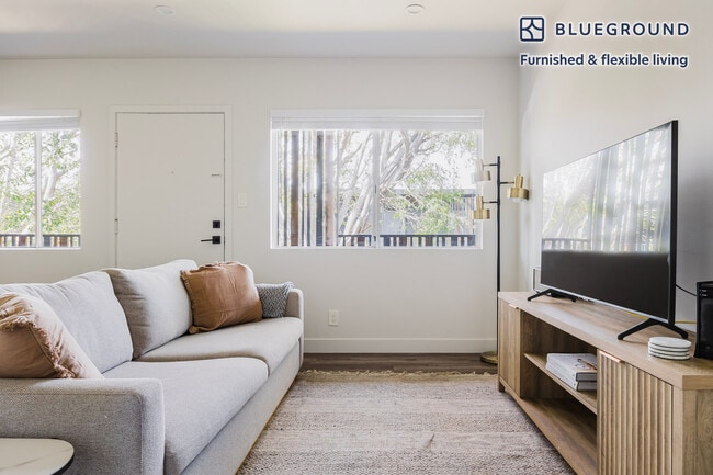 Photo - 4140 Grand View Blvd Unit FL2-ID1327