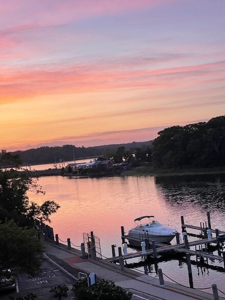 Building Photo - 45 Main St Unit 203