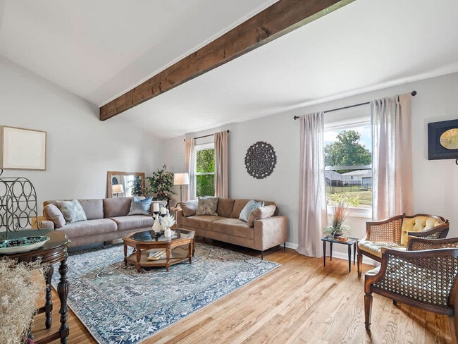 Photo - 670 Treeside Dr Unit SI ID1496085P