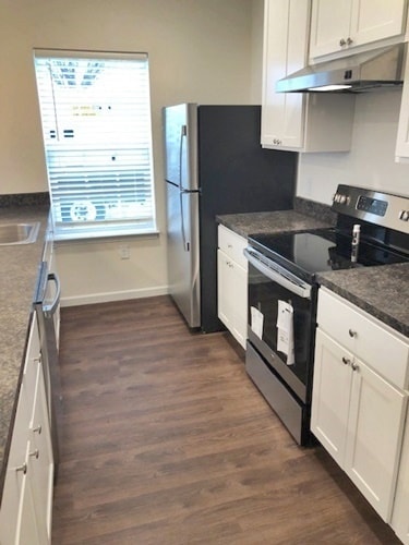 Kitchen - East Breeze