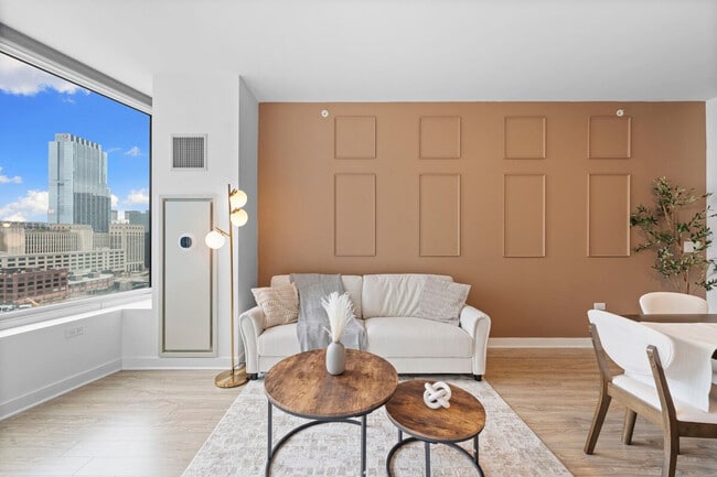 Building Photo - 720 S Wells St Unit ID1310546P