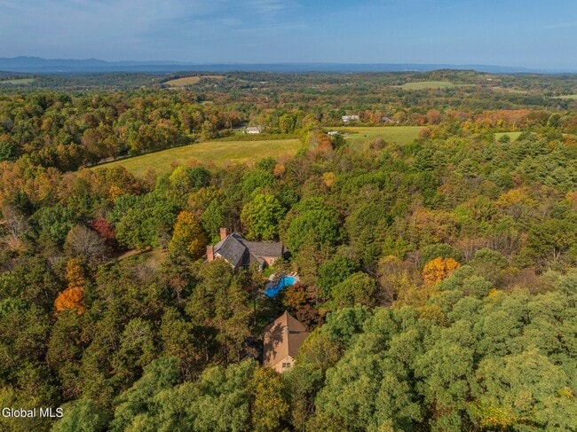 Photo - 147 Rock City Rd