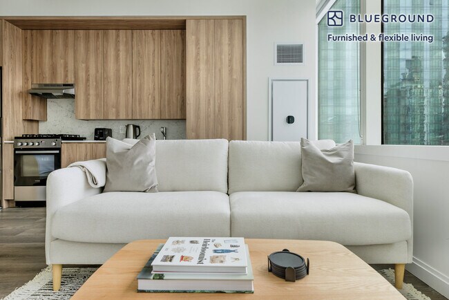 Photo - 1000 S Michigan Ave Unit FL12-ID1348