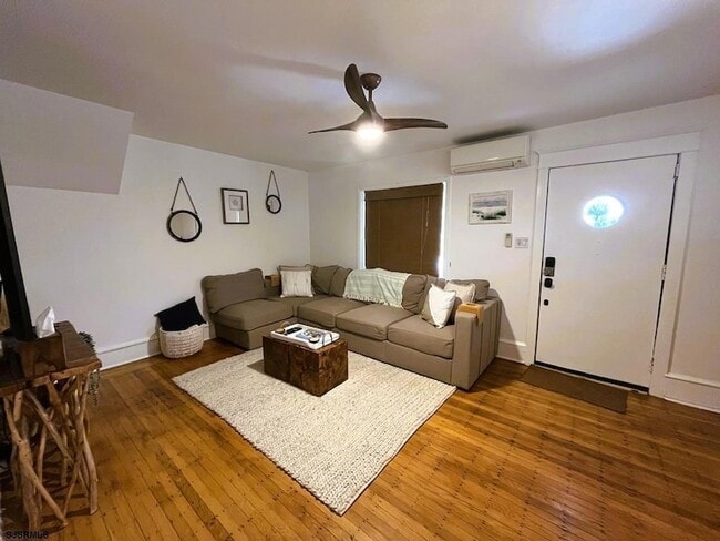 Photo - 7201 Winchester Ave