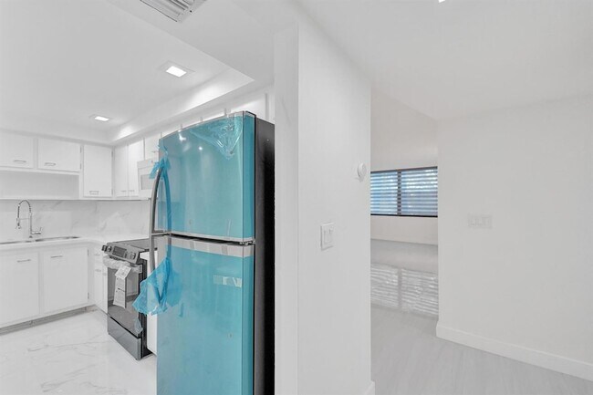 Photo - 3800 N Hills Dr Unit 208