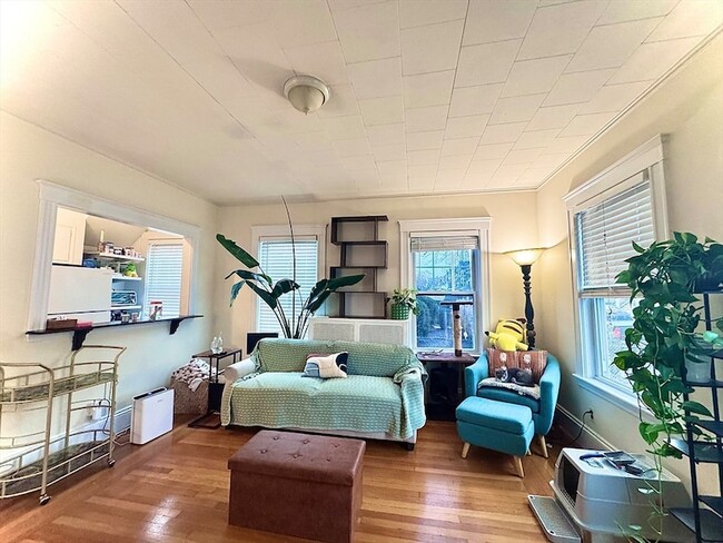 Photo - 2 Mapleton St Unit 1