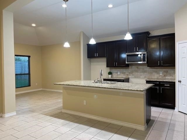 Photo - 507 Altozano Dr