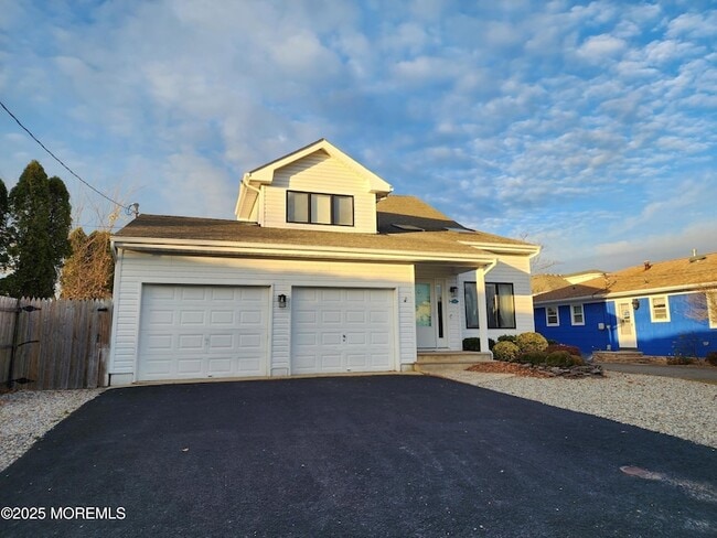 Building Photo - 416 Blodgett Ave