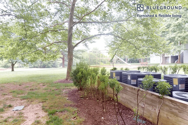 Photo - 5441 Columbia Rd Unit SI FL3-ID5303A