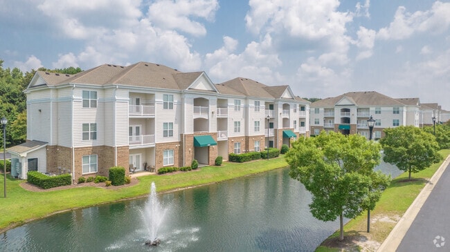 Building Photo - Tanglewood Lake