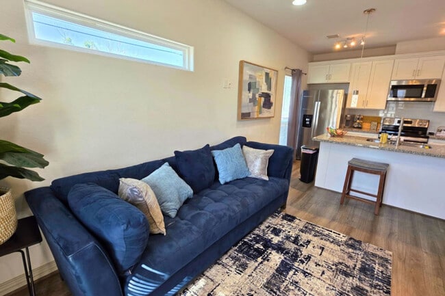 Photo - 2704 Sam Wilson St Unit SI ID1391353P