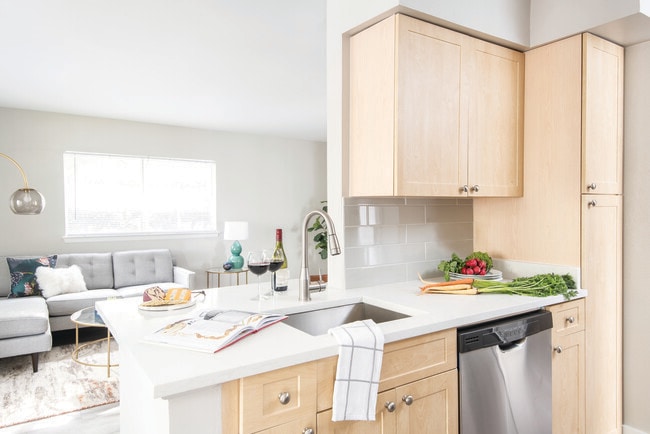 Building Photo - Arbors on Duke