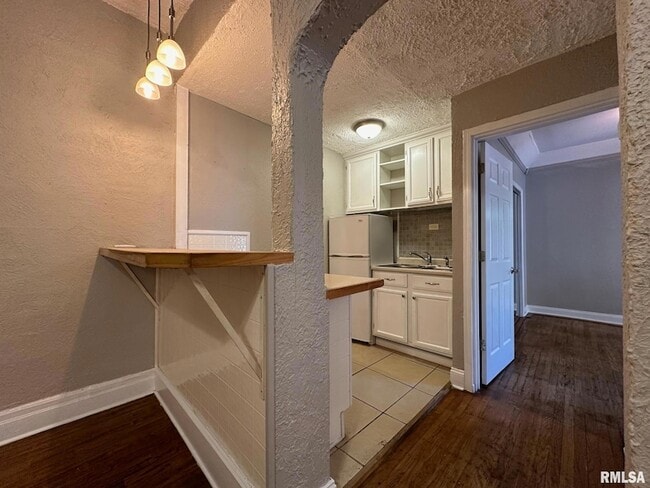 Photo - 333 S Douglas Ave Unit 3