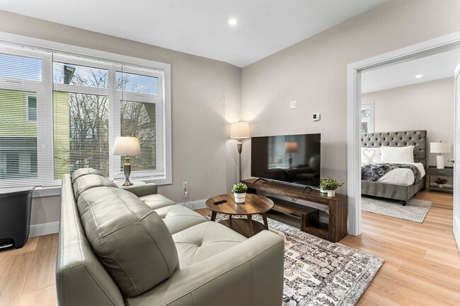 Building Photo - 394 McGrath Hwy Unit SI ID1364689P