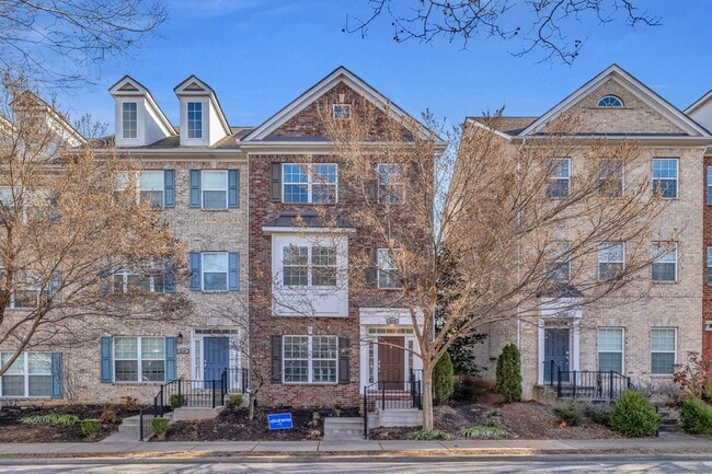 Photo - 2114 Middle Tennessee Blvd