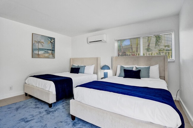 Building Photo - 905 N Federal Hwy Unit SI ID1504070P