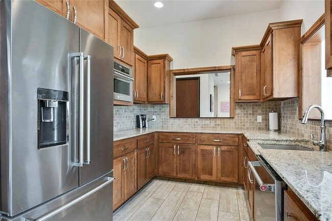 Photo - 205 N Geary Ave