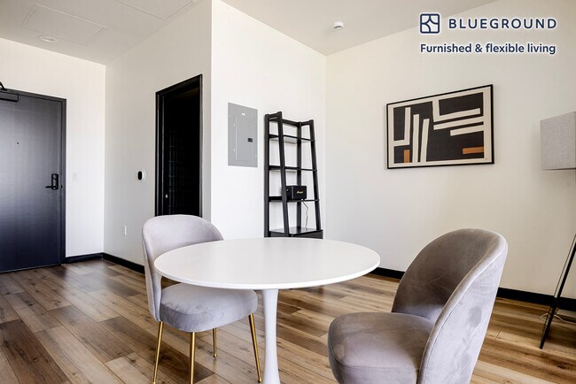 Photo - 2500 Wilshire Blvd Unit FL13-ID1352