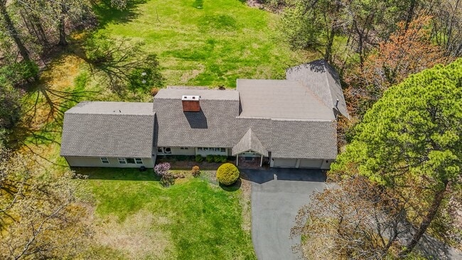 Photo - 23 Vine Hill Rd