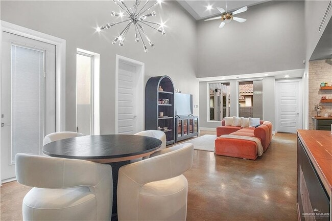 Photo - 1824 Harvard Ave