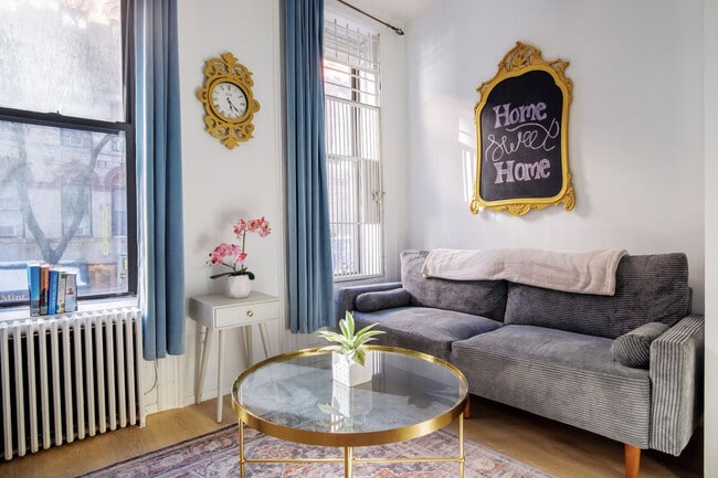 Building Photo - 104 MacDougal St Unit SI FL2-ID1056263P