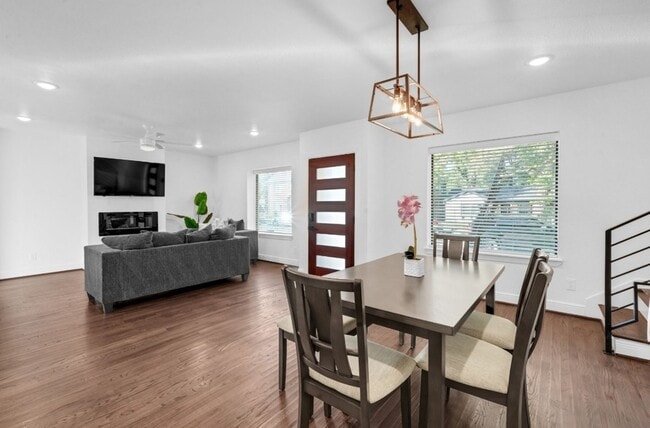 Photo - 3021 Prospect St