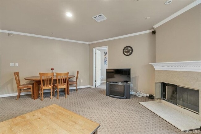 Photo - 355 Old Tarrytown Rd Unit 404