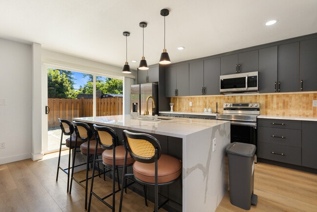 Photo - 905 142nd Ave SE Unit ID1234621P