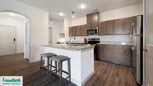 Building Photo - 2825 Main St Unit 314