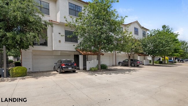 Photo - 3232 N Garland Ave Unit 14-04VT