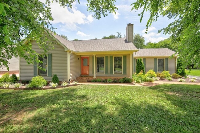 Building Photo - 3215 Arthur Dr