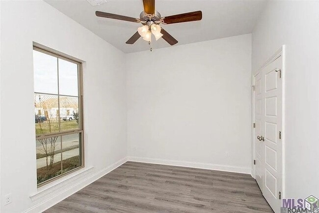 Photo - 1474 Partierre Ln