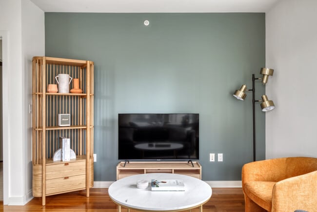 Photo - 10349 NE 10th St Unit FL17-ID3817A