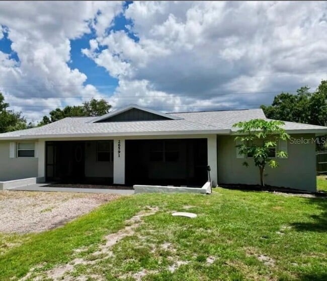 Building Photo - 26591 Fairway Dr