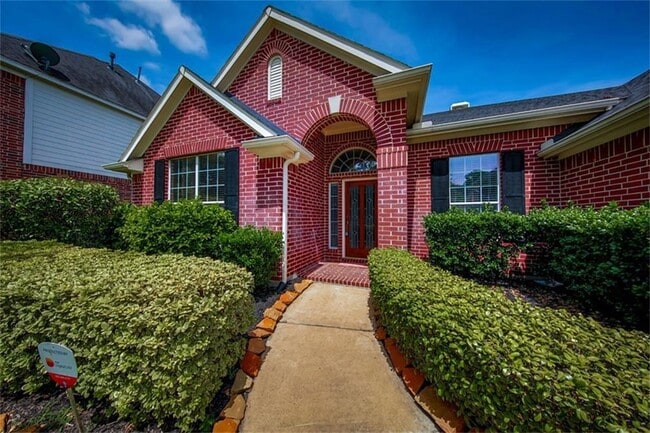 Photo - 13803 Sherburn Manor Dr