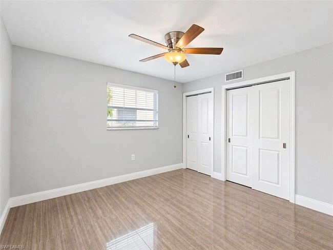Photo - 681 Palm View Dr
