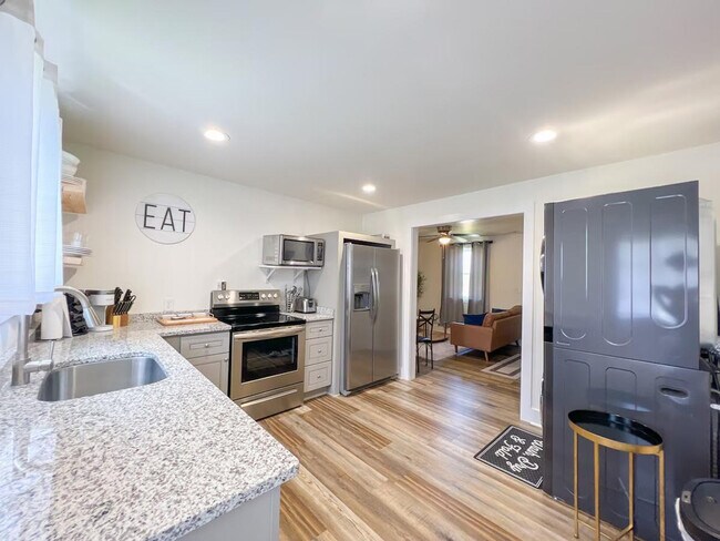 Photo - 86 Hellams St Unit ID1234794P