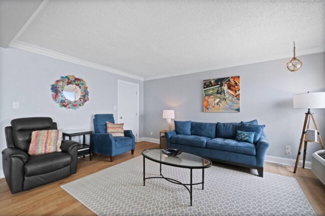 Photo - 201 Rudee Loop Connector Unit ID1353848P