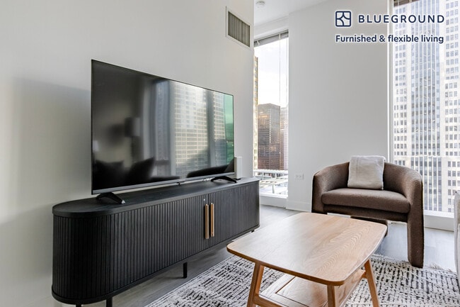 Photo - 340 E North Water St Unit FL16-ID1419