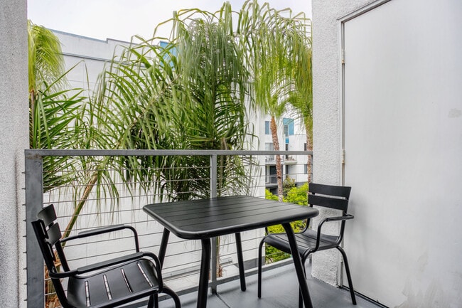 Photo - 5535 Westlawn Ave Unit FL1-ID1393