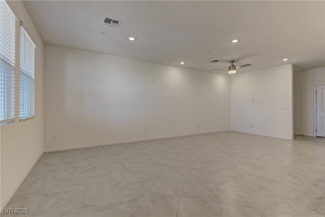 Photo - 2783 Abrantes Pl