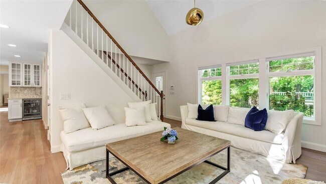 Photo - 4 Scrimshaw Dr