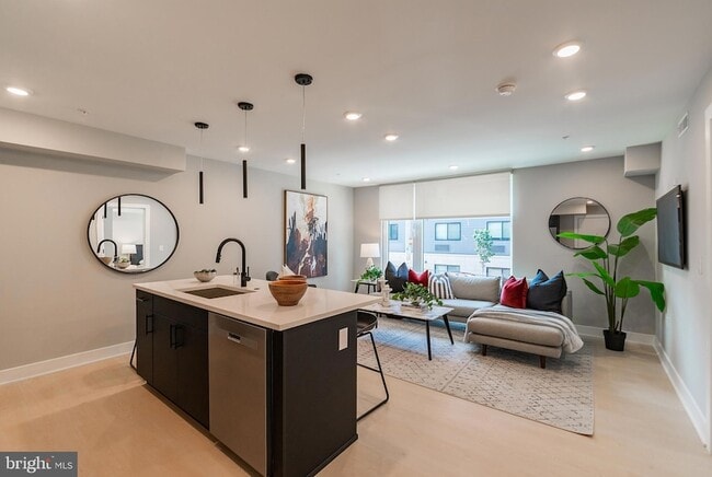 Photo - 6604 Ridge Ave Unit 403