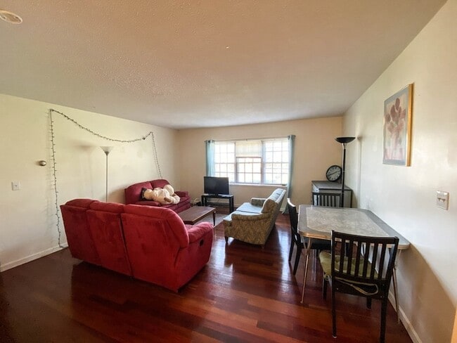 Photo - 38 Lake Shore Terrace Unit 2