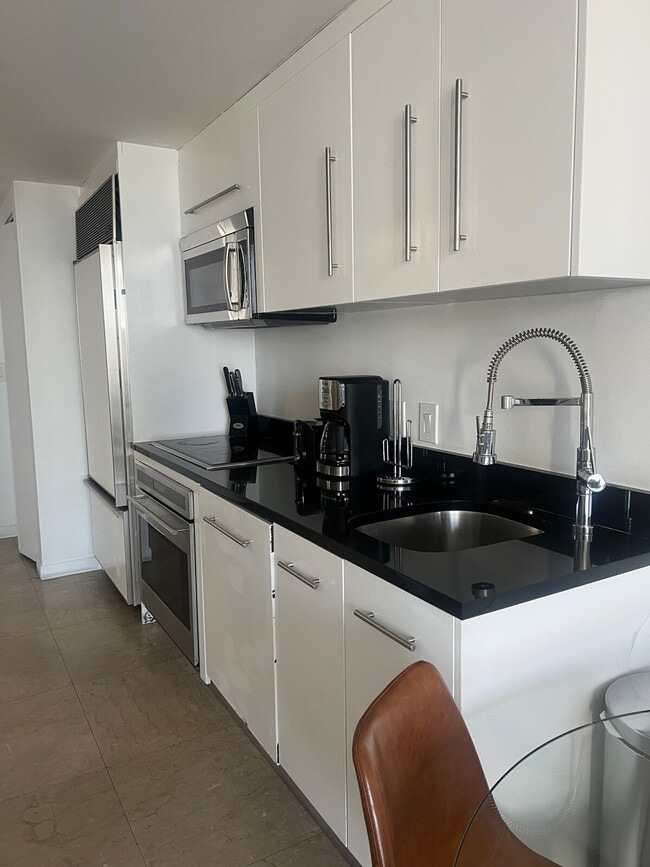 Photo - 501 Brickell Ave Unit ID1255508P